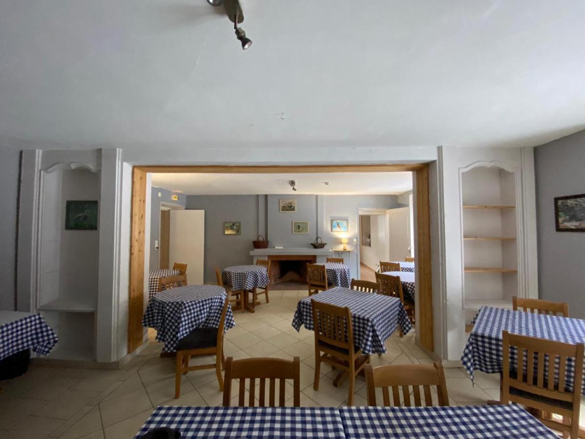 Chez Herve Le Chatelet La Chaux Neuve エクステリア 写真